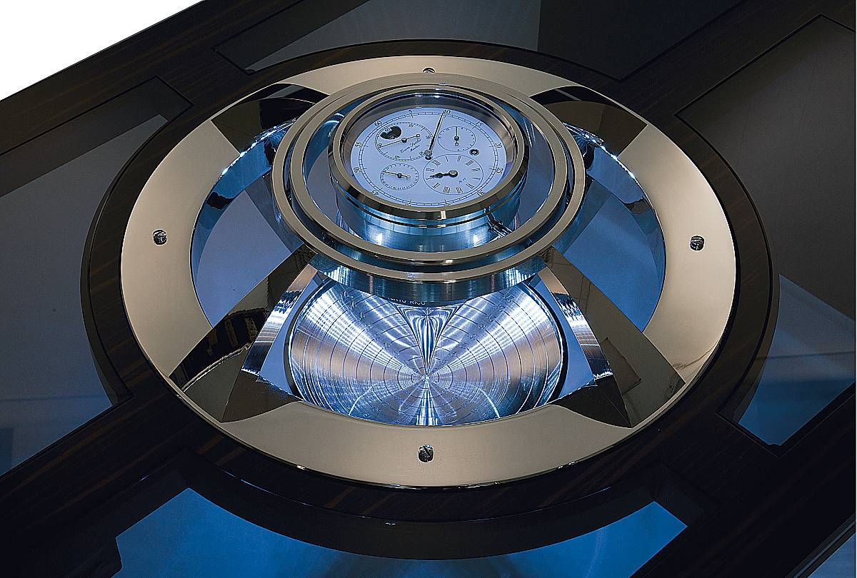 Морские часы, установленные в столе из макассара ATLANTIS TABLE TEMPUS MOBILE